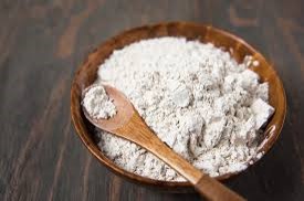 Diatomaceous earth powder