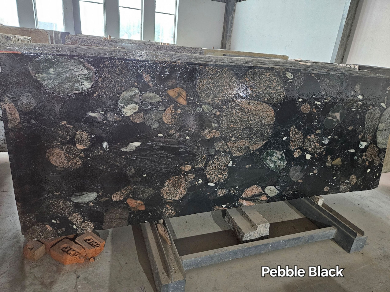 PebbleBlack